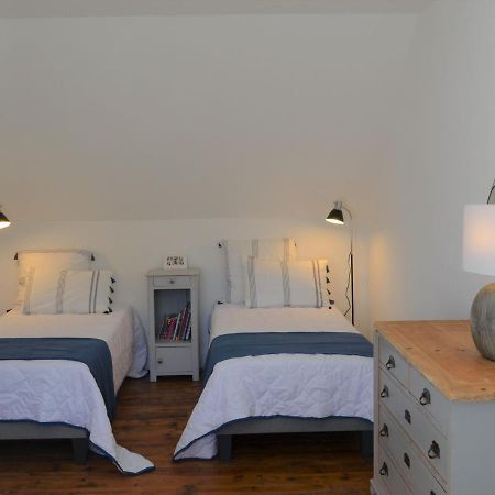 Comfortable Holiday Home With Enclosed Garden Locquirec Exterior foto